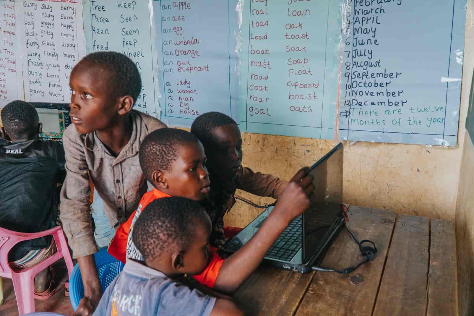 Kids enjoying a TechLit open lab